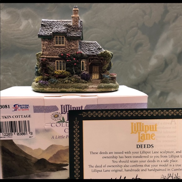 Lilliput Lane Nutkin Cottage Collector"s Club - Picture 6 of 6
